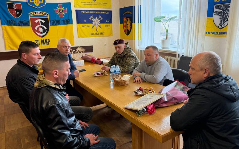 Малинська громада привітала своїх воїнів з поверненням додому