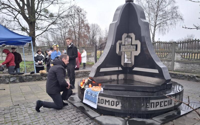Малин вшановує жертв Голодоморів