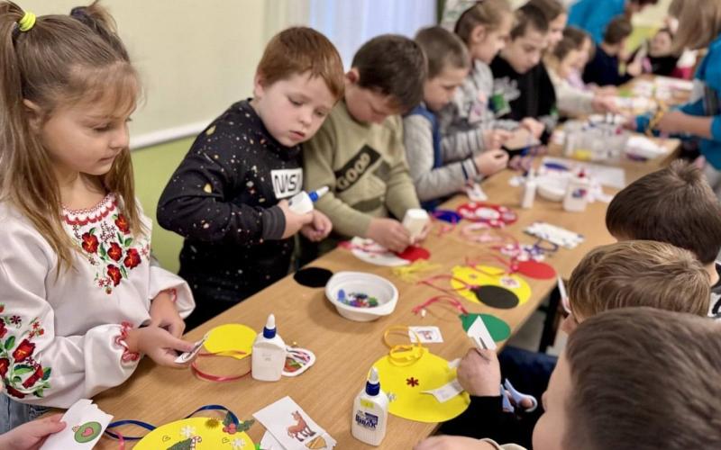 Різдвяна казка для учнів початкової школи громади