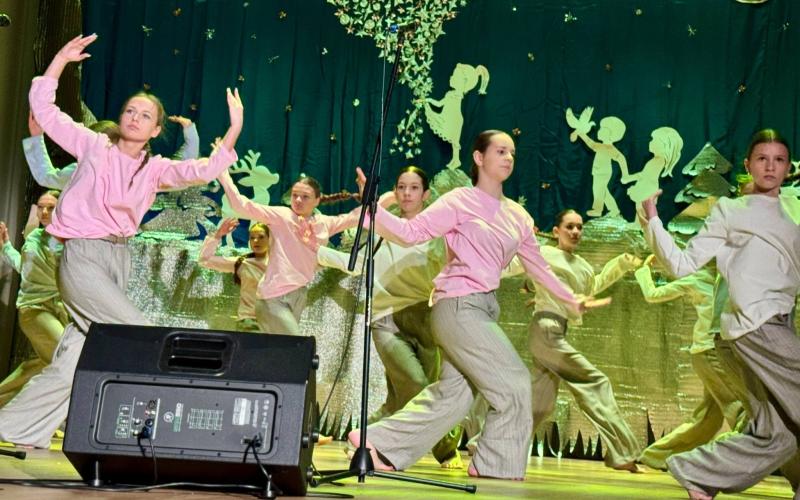 Різдвяна казка для учнів початкової школи громади