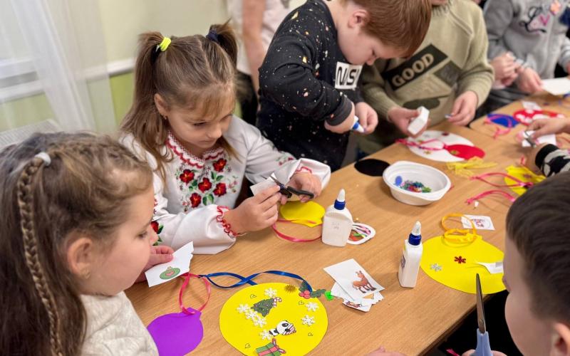 Різдвяна казка для учнів початкової школи громади