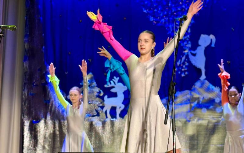 Різдвяна казка для учнів початкової школи громади