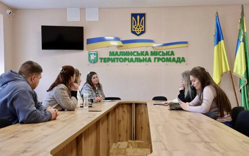 Ідея, що об’єднує: молодь працює над створенням волонтерського табору