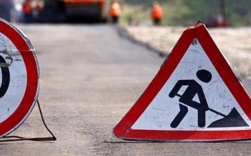 Обмеження руху на вулиці Грушевського: ремонтні роботи триватимуть до вечора 2 липня
