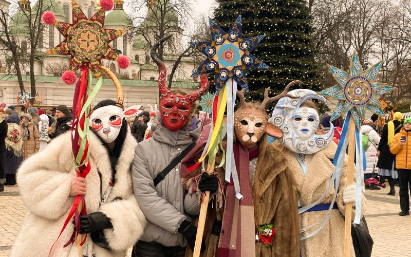  традицій через призму дитячої творчості