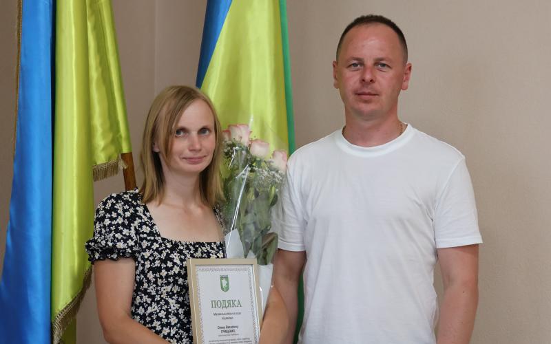 Жительці Малинської громади Олені Грищенко присвоєно почесне звання «Мати-героїня»