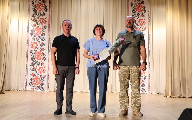 Посмертно відзначені за мужність і героїзм: у Малинській громаді вручили державні нагороди родинам полеглих Захисників України