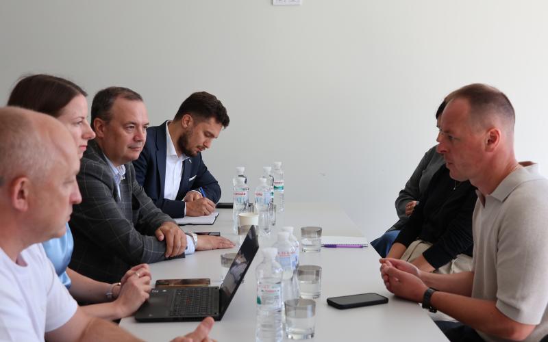 Розвиток позашкільної освіти: у Малинській громаді обговорили подальші кроки