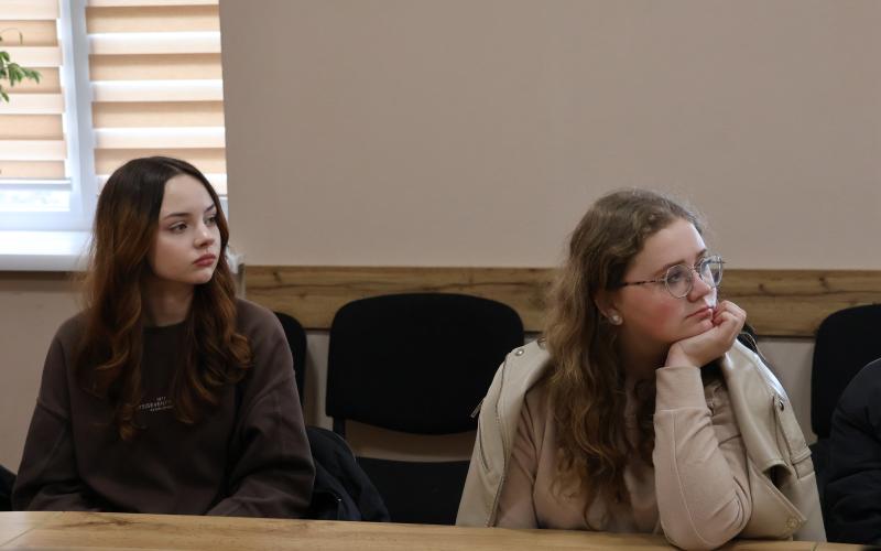 Молодіжні ініціативи та підготовка до Еко-фесту: зустріч у Малинській міській раді