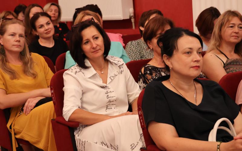 Травма-інформована школа: як створити середовище, що допомагає відновленню