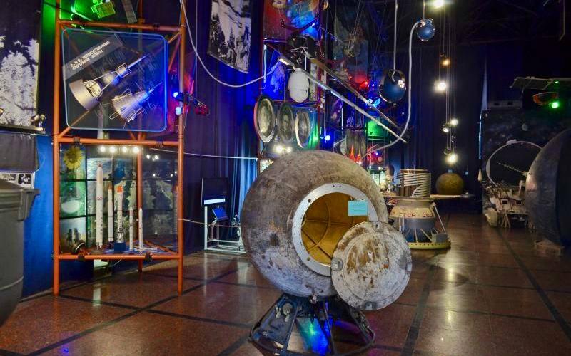 Маленькі дослідники Всесвіту: поїздка дітей громади до Музею космонавтики